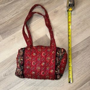 This bag (I think is Vera Bradley) can’t find signature inside